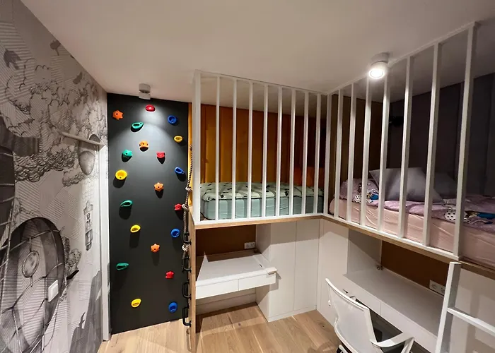 Jag Family Apartment *